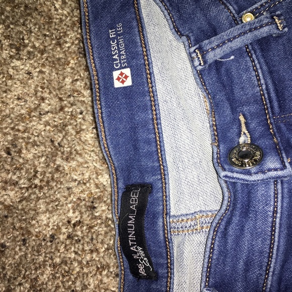 Jeans - Picture 4 of 5